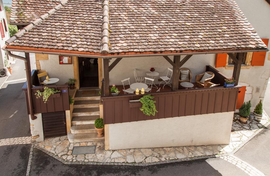 Hotel Les Vieux Toits Neuchâtel Exterior photo